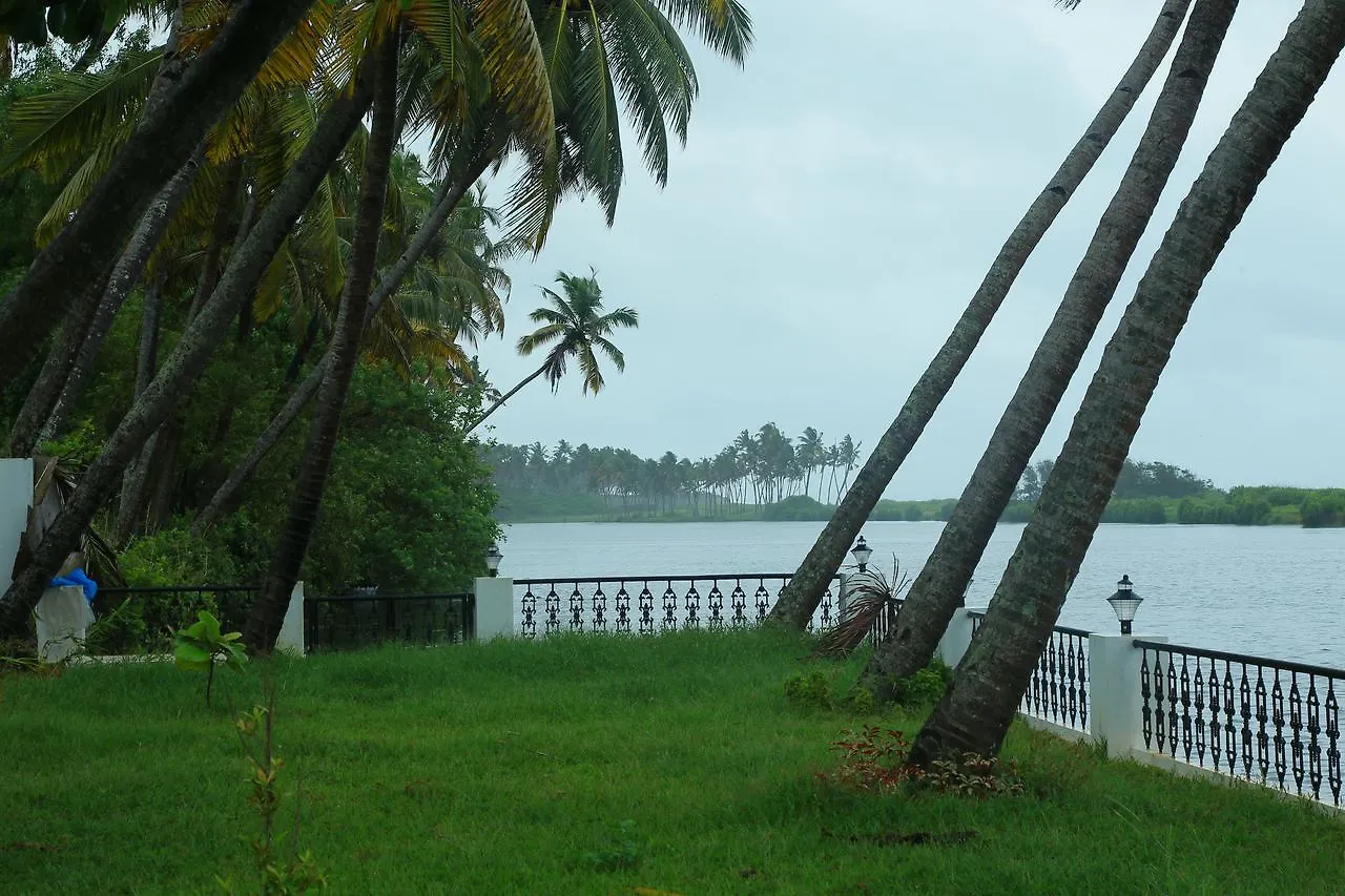 Guru Ayurveda Retreat Center Hotel Varkala India