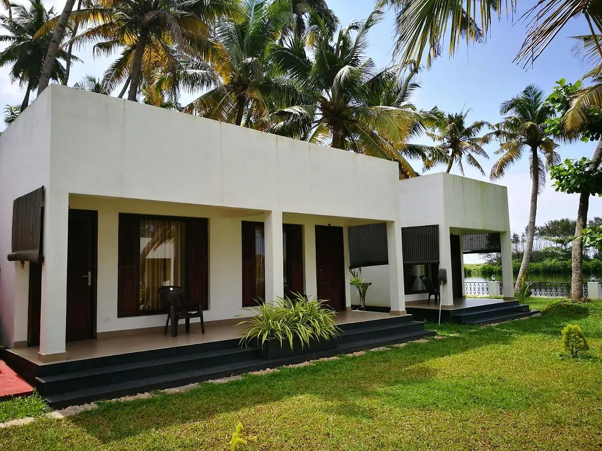 Hotel Guru Ayurveda Retreat Center Varkala