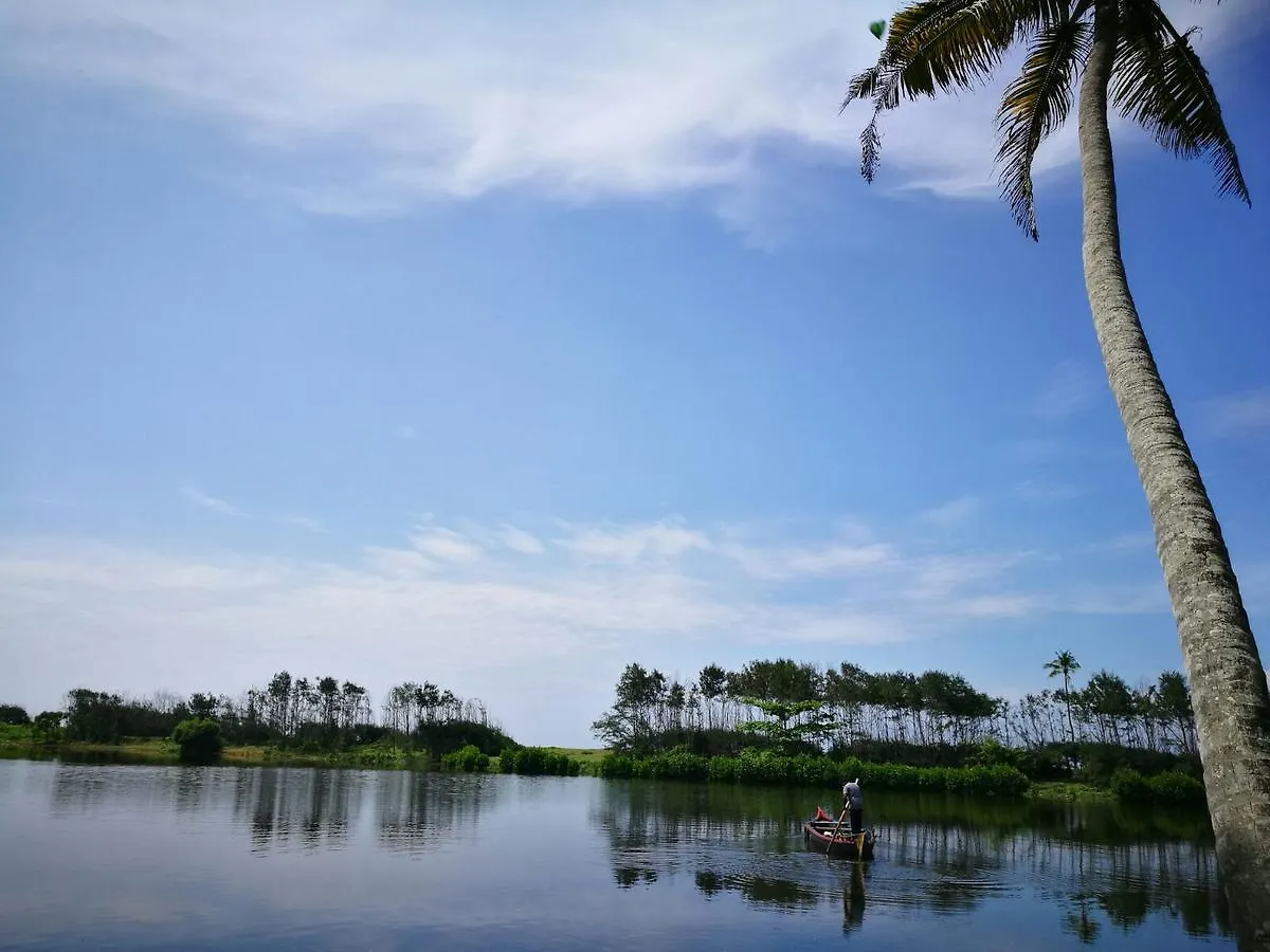 מלון ורקלה Guru Ayurveda Retreat Center 0*,  הודו