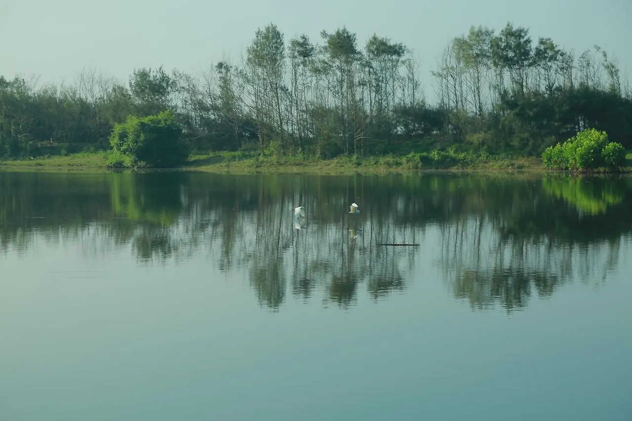מלון ורקלה Guru Ayurveda Retreat Center אתר נופש